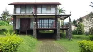 Blok S No 3 Villa Istana Bunga Lembag untuk keluarga dan rombongan